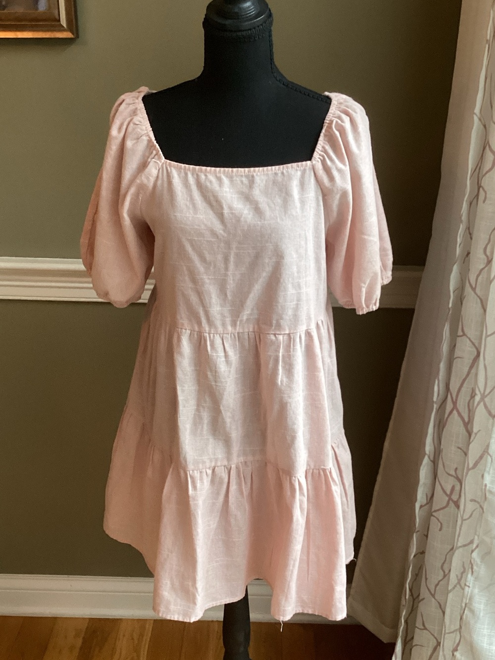 HYFVE Light Pink Puff Sleeve Midi Dress Size Medium